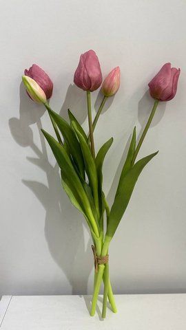 18658 Bouquet of pink tulips